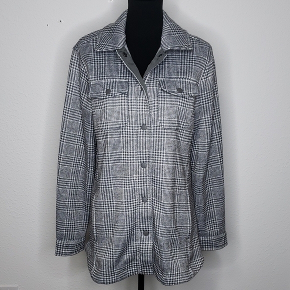 Lands' End Womens Plaid Button Up Longline Shacket Size M Layers Outdoor Gray - Picture 2 of 16